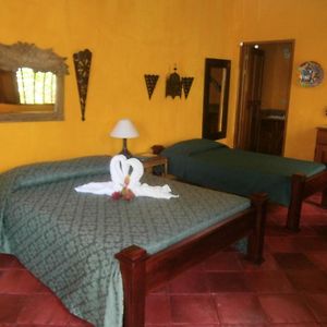 Dormitory Room Mixed